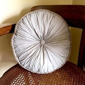 VTG Pleated Round Accent Pillow